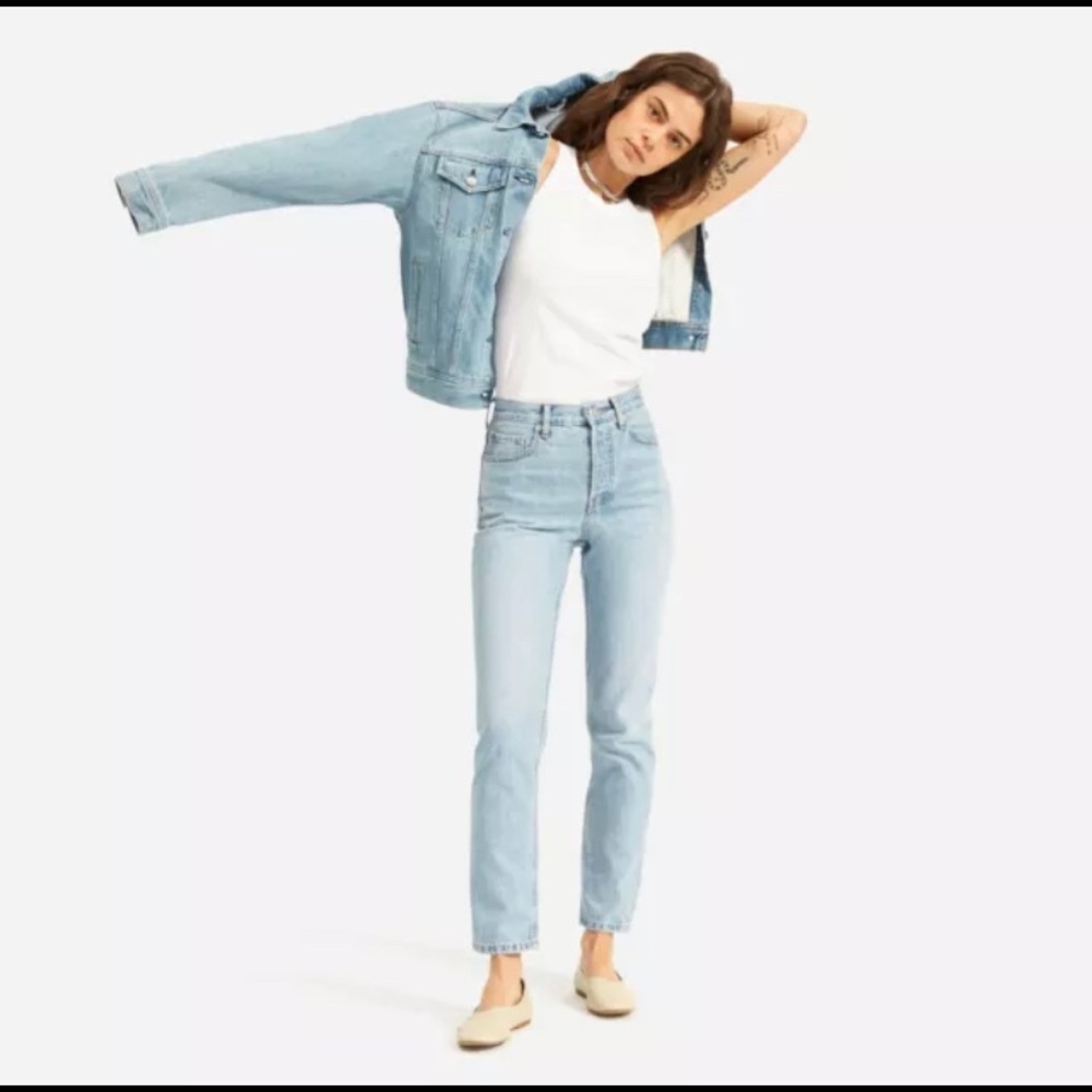 Everlane 90’s Cheeky Straight Jean light 24 ankle